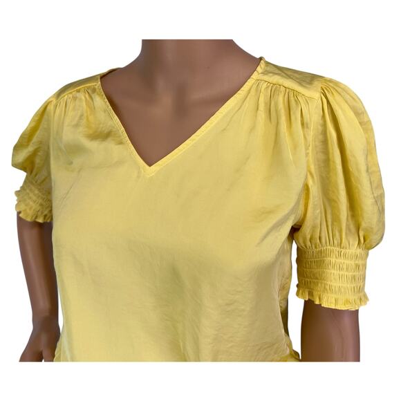 2/$15 Philosophy Satin Smocked Blouse Yellow V-Neck Short Sleeve Size S - Picture 6 of 11